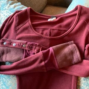 Free people wear the free S thermal shirt